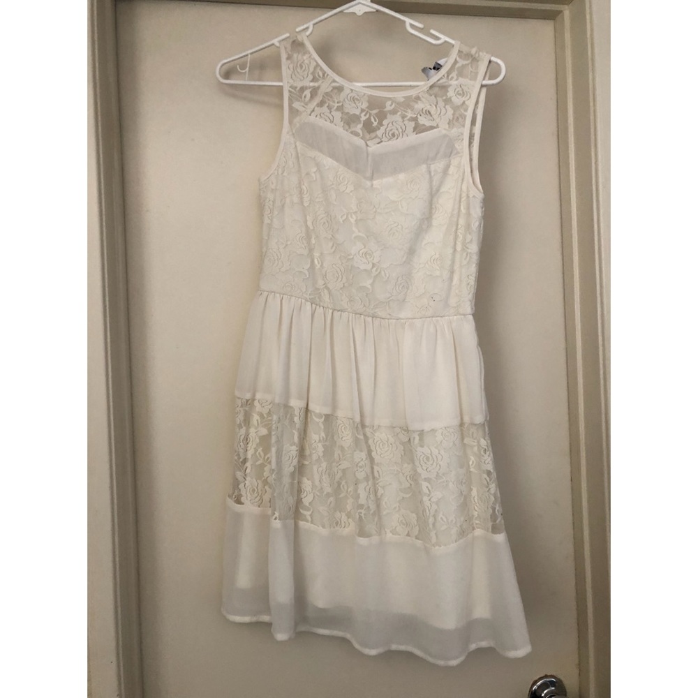 White XS dress